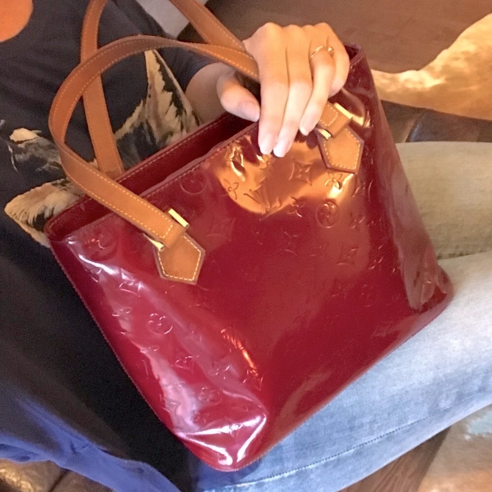 Louis Vuitton Pomme D’Amour Vernis Houston bag - Picture 5 of 16